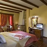 Alpen House & 4*
