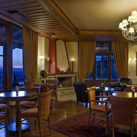Alpen House & Hotel 4*