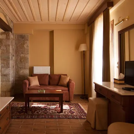 Alpen House & Hotel 4*