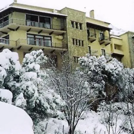 Hotel Alpen House & 4*