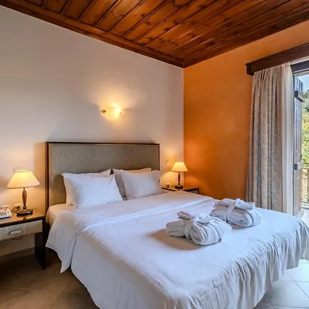 Alpen House & 4*