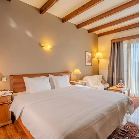 Отель Alpen House & 4*