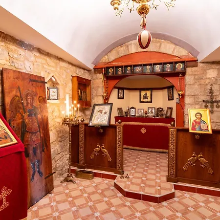 Отель Alpen House &