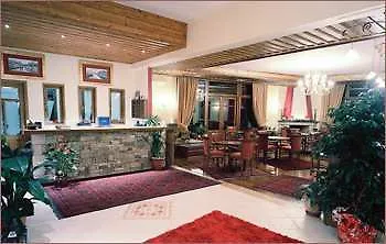 Alpen House & Hotel 4*